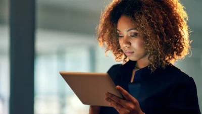 👉 VAGA DE EMPREGO: Atendente De Restaurante