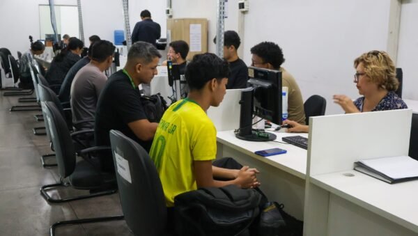 Sine Amazonas divulga 117 vagas de emprego para esta sexta-feira