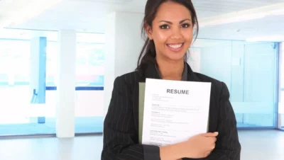 👉 VAGA DE EMPREGO: Especialista em Atendimento Receptivo - Grupo Educacional - RJ.