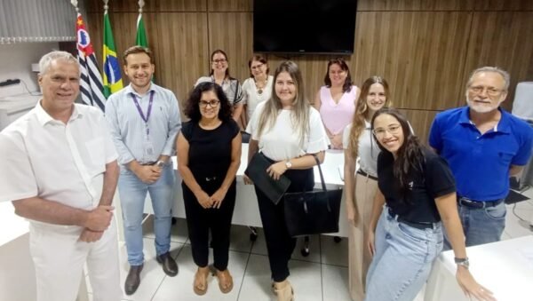 Vereador em destaque no projeto de emprego e empreendedorismo