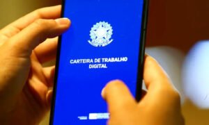 Geração de empregos desacelera no Brasil e afeta comércio
